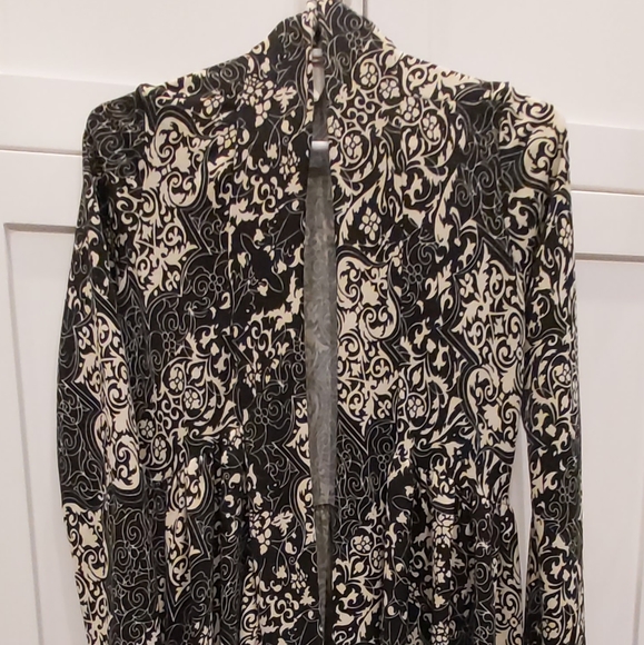 Pretty Young Thing duster/ sweater - Picture 3 of 10